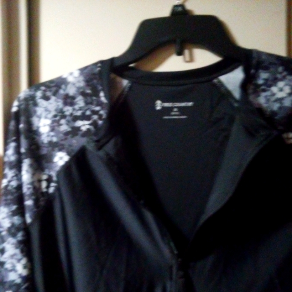 Black and Gray Floral Top
